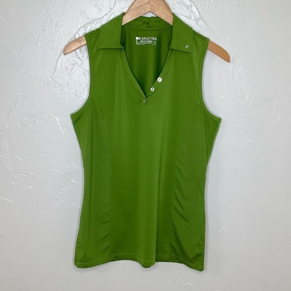 Ariat Tek sleevesless v neck collar riding top size Medium EUC